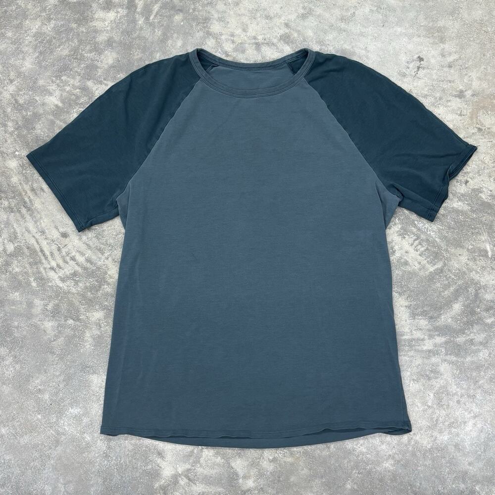 Lululemon Bodhi Short Sleeve Shirt Mens Athletic Active Workout Gym Size Unsure